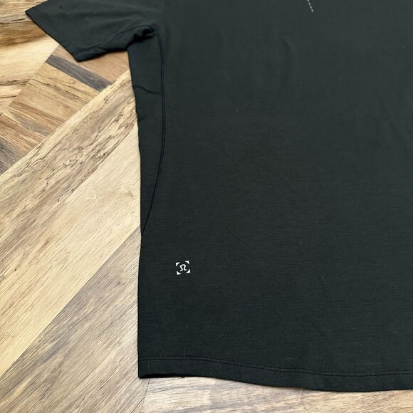 Lululemon Men's XL Drysense Tech Short Sleeve Black Gym Running - Picture 5 of 11